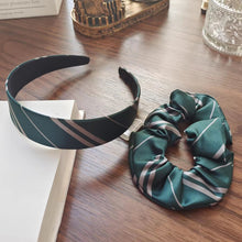 Load image into Gallery viewer, Retro Striped Preppy Style Hair Accessories Headbands Hair Hoop Colorful Diagonal Stripe Hair Accessories Gift