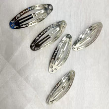 Load image into Gallery viewer, 4Pcs Vintage Y2K Geometric Hollowed Out Oval Metal Hair Clips Punk Side Hair Accessories For Women