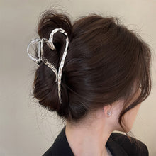 Load image into Gallery viewer, Alloy Heart Elegant Hair Claw Clip Non Slip Large Shark Clip Fashion Women Daily Hair Accessories