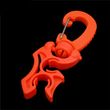 Load image into Gallery viewer, BCD Hose Holder Clip Diving Regulator Retainer Buckle Hook Quick-Release Buckle Pipe Clamp For Dive Snorkeling