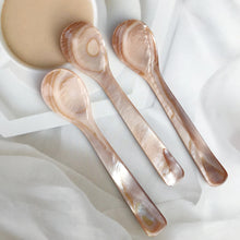 Load image into Gallery viewer, 7/9/11/12/13cm Natural Shell Ice Spoon Coffee Cream Caviar Stirring Teaspoon Dessert Spoon Kitchen Supplies Craft Tool