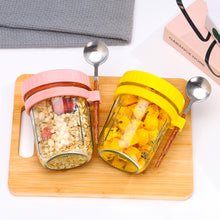 Load image into Gallery viewer, Portable Breakfast Jar with Lid and Spoon Food Storage Glass Jar With Scale for Overnight Oats Leak Proof Cup for Cereal Yogurt Salad Meal Prep On the Go