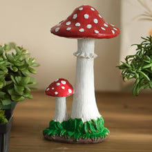 Load image into Gallery viewer, Resin Mushroom Ornament Waterproof Fairy Garden Home Decoration For Lawn Patio Courtyard Landscape Decoration Gift