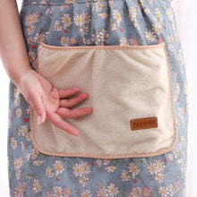 Load image into Gallery viewer, Cotton Canvas Floral Print Apron with Towel Breathable Lightweight Kitchen Apron for Women Breathable BBQ Grill Kitchen Apron for Women