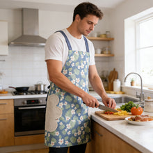 Load image into Gallery viewer, Breathable Cotton Canvas Apron with Right Pocket and Towel – Oil Proof Wear Resistant BBQ Kitchen Cooking Work Apron for Unisex Adults