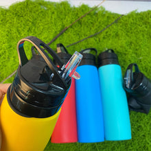 Load image into Gallery viewer, 600ML Portable Collapsible Silicone Bottle with Straw and Handle For Outdoor Hiking Cycling Camping