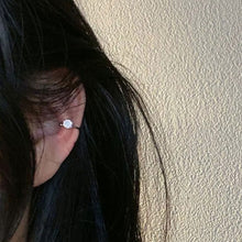 Load image into Gallery viewer, Geometric Zircon Eight-pointed Star Non-Piercing Ear Cuffs Minimalist Luxury Women Daily Banquet Jewelry