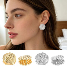 Load image into Gallery viewer, Alloy Metal Glossy Surface Shell Fan Shaped Stud Earrings Vintage Geometric Ocean Style Women Daily Trendy Jewelry