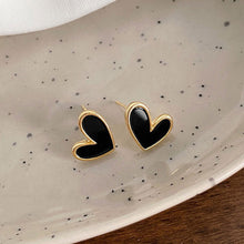 Load image into Gallery viewer, Alloy Vintage Black White Peach Heart Stud Earrings Korean Ins Retro Temperament Women Daily Party Wedding Fashion Jewelry