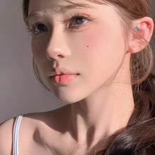 Load image into Gallery viewer, Brown Short False Eyelash Single Cluster Segmented Fox Style Slant Fly Thick Natural Fox Eye Adhesive Free False Eyelash