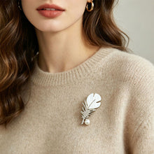 Load image into Gallery viewer, Imitation Crystal Pearl Feather Brooch Elegant Rhinestone Lapel Pin For Women Wedding Party Clothing Decoration Gifts