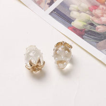 Load image into Gallery viewer, 2Pcs 3D Pearl Resin Strawberry Pendant Charm For DIY Earring Necklace Hairpin Bracelet Jewelry Accessories