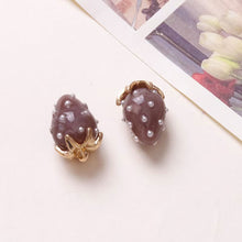 Load image into Gallery viewer, 2Pcs 3D Pearl Resin Strawberry Pendant Charm For DIY Earring Necklace Hairpin Bracelet Jewelry Accessories