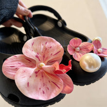 Load image into Gallery viewer, Shoe Charms Set Retro Ballet Shoes Women Charms Pack Cute Flower Shoe Decorations DIY Pearl Diamond Handmade Beads Shoe Accessories