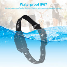 Load image into Gallery viewer, Smart Pet GPS Tracker Pet Locator IP67 Waterproof Remote Voice Monitoring with GPS LBS Wifi Locating System APP Control