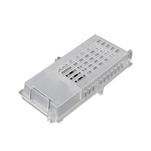 Load image into Gallery viewer, 10 Pcs Bee Equipment Wholesale Beekeeping Queen Cage Bee Keeping Transparent Queen House Insect Equipment Beehive Cut Honey Knife Bee Tools
