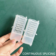 Load image into Gallery viewer, 10 Pcs Bee Equipment Wholesale Beekeeping Queen Cage Bee Keeping Transparent Queen House Insect Equipment Beehive Cut Honey Knife Bee Tools