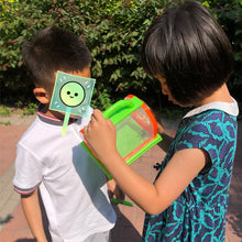 Load image into Gallery viewer, Portable Insect Box Butterfly Habitat Cage Children Observation Foldable Outdoor Insect Watching Experiment Boxes Bug Viewer Science Educational Toys