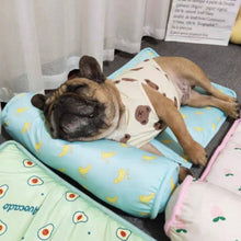 Load image into Gallery viewer, Summer Cooling Pet Dog Mat Breathable Pet Blanket Ice Sleeping Bed Sofa Dog Cushion Cat Puppy Pet Supplies