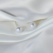 Load image into Gallery viewer, Fashion Simple White Pearl Stud Earrings Women Temperament Versatile Jewelry Accessories Jewelry