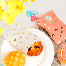 Load image into Gallery viewer, 25Pcs Wedding Favor Treat Paper Bag Wedding Birthday Anniversary Party Favor Candy Cookie Gift Paper Bag Pink And Gold Foil Heart