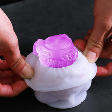 Load image into Gallery viewer, Silicone Bear Ice Cube Mold Celebrity Summer Ice Tea Coffee Milk Ice Maker Juice Bar Cocktail Wine Decoration Mold Tray Cafe Bar Tool