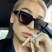 Load image into Gallery viewer, Women Big Motion Frame Sunglasses Fashion Square Frame Retro Large Square Decorative Pattern Sunglasses Versatile