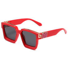 Load image into Gallery viewer, Women Big Motion Frame Sunglasses Fashion Square Frame Retro Large Square Decorative Pattern Sunglasses Versatile