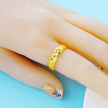 Load image into Gallery viewer, 5mm Car Rice Word Flower Closed Ring Ring Plated 24K Gold Vietnam Sand Gold Ring Brass Gold Plated Lovers Ring Jewelry