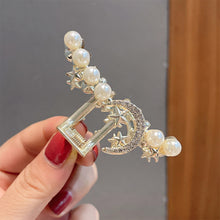 Load image into Gallery viewer, Women Pearl Hairpin Fashion All-match Metal Hair Clip Temperament Hairpin Hair Accessories