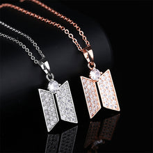 Load image into Gallery viewer, Fashion Double Diamond Gold Plated Pendant Full Diamond Super Flash Necklace Women's Short Clavicle Chain Accessories