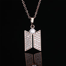 Load image into Gallery viewer, Fashion Double Diamond Gold Plated Pendant Full Diamond Super Flash Necklace Women's Short Clavicle Chain Accessories