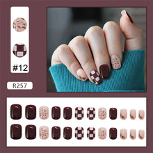 Load image into Gallery viewer, 24pcs/set Nail Stickers Nail Pieces Removable Fake Nails Extensions Artificial Nail Art Accessories