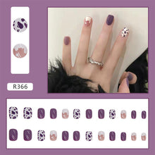 Load image into Gallery viewer, 24pcs/set Nail Pieces Nail Patch Removable Fake Nails Extensions Artificial Nail Art Accessories