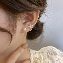 Load image into Gallery viewer, Korea Women Girls Pearl Rhinestone Flower Earrings Stud