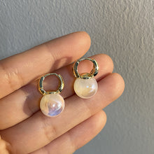 Load image into Gallery viewer, Retro Fashion Pearl Earrings Colorful Pearl Ball Drop Earrings Simple Piercing Earring