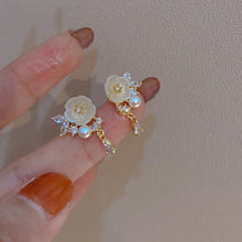 Load image into Gallery viewer, Elegance Flower Rhinestone Pearl Earrings Fairy Earring for Women Jewelry Gift