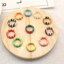 Load image into Gallery viewer, Fashion Tortoiseshell Acrylic Resin Ring Creative Simple Ladies Gradient Contrast Color Ring Women Girls Bracelet Jewelry