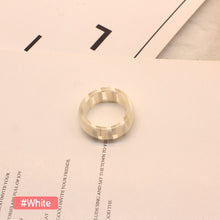 Load image into Gallery viewer, Fashion Tortoiseshell Acrylic Resin Ring Creative Simple Ladies Gradient Contrast Color Ring Women Girls Bracelet Jewelry