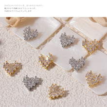 Load image into Gallery viewer, Nail Art Heart Diamond Jewelry Shiny Heart Shaped Zircon Nail Decorative Diamond Accessories Manicure Ornaments