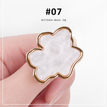 Load image into Gallery viewer, Faux Shell Rings Palette Nail Paint Palette Resin Palette Manicure Draw Paint Tool Nail Art Accessories