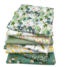 Load image into Gallery viewer, 5-8Pcs 20*25cm Cotton Printed Patchwork Cloth Flower Pattern Material Sewing Crafts Fabric For Diy Doll Clothes Pillowcase Needlework Sewing Quilting Cloth