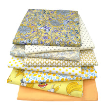 Load image into Gallery viewer, 5-8Pcs 20*25cm Cotton Printed Patchwork Cloth Flower Pattern Material Sewing Crafts Fabric For Diy Doll Clothes Pillowcase Needlework Sewing Quilting Cloth