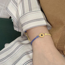 Load image into Gallery viewer, Fashion Couple Contrasting Colors Daisy Bracelets Wrist Chain Bracelets Yellow Blue Creative Romantic Rope Women Men Jewelry Gifts