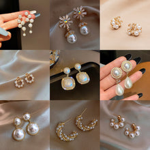 Load image into Gallery viewer, Temperament High-end Pearl Stud Earrings Zircon Earrings Fashion Simple Accessories Jewelry for Women
