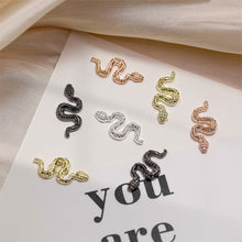 Load image into Gallery viewer, 10pcs Small Alloy Snake Nail Art Jewelry Retro Exquisite Three-dimensional Metal Snake Nail Ornaments Nail Art Decoration