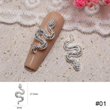 Load image into Gallery viewer, 10pcs Small Alloy Snake Nail Art Jewelry Retro Exquisite Three-dimensional Metal Snake Nail Ornaments Nail Art Decoration
