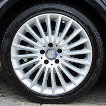 Load image into Gallery viewer, 4PCs Car Tire Valve Caps Diamond Styling Bling Dust-proof Wheel Valve Cover Vehicle Shining Car Charms Decor Auto Accessories