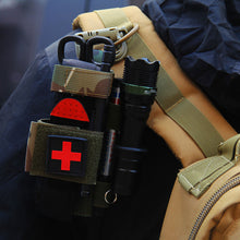 Load image into Gallery viewer, Outdoor First Aid Quick Scissors Set Hanging Bag Slow Release Buckle Medical MilitaryTactical Emergency Tourniquet Strap