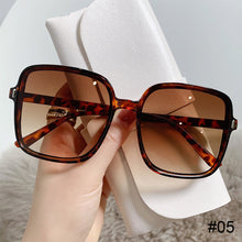 Load image into Gallery viewer, Gradient Square Frame Sunglasses Trend UV Protection Retro Sunglasses Fashion Women Sunglasses Outdoor Glasses